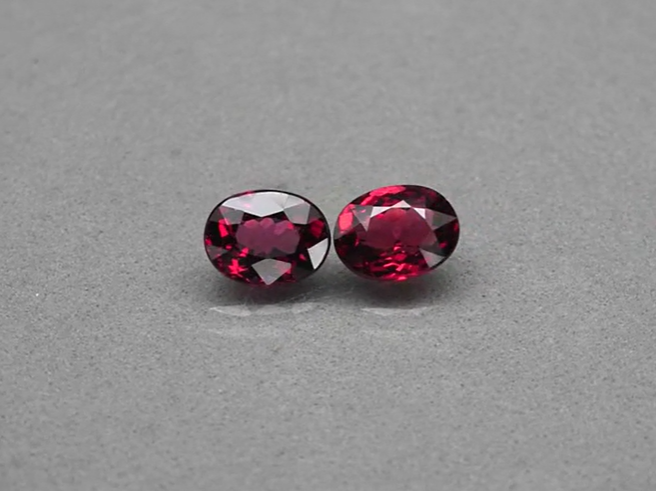 Pair 2pcs/3.56ct t.w Oval Natural Purplish Pink Rhodolite Garnet, Madagascar