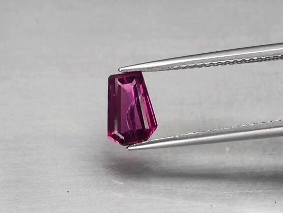 1.24ct 8x5.4mm Fancy Natural Pinkish Purple Rhodolite Garnet, Tanzania