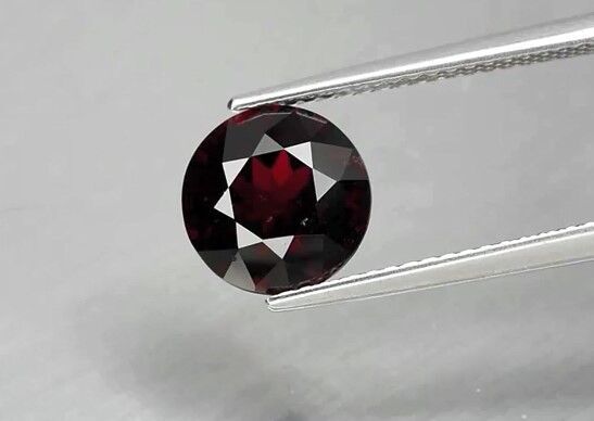 3.15ct 8.4mm Round Natural Deep Reddish Purple Rhodolite Garnet, Madagascar