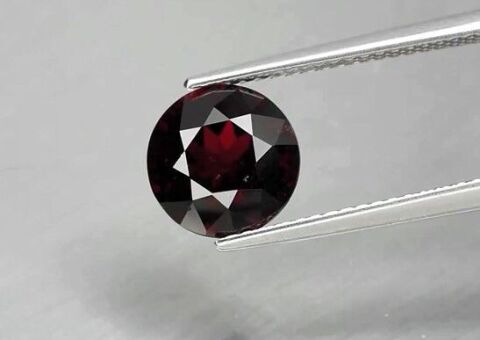 3.15ct 8.4mm Round Natural Deep Reddish Purple Rhodolite Garnet, Madagascar