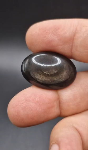 23.80ct 28.2x19.1mm  Natural  Oval Bakır Yansımalı Obsidyen