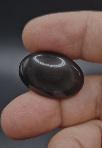 23.80ct 28.2x19.1mm  Natural  Oval Bakır Yansımalı Obsidyen