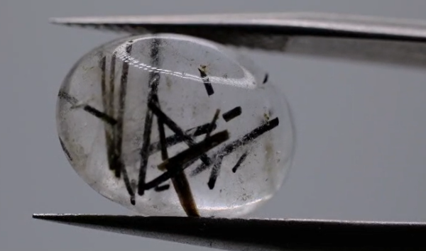 6.74ct 14.9x11mm Oval Natural Black Rutilated Quartz