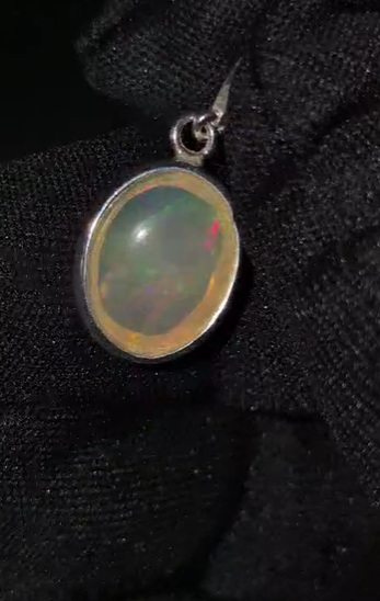 1.52 gr Natural Ethiopia Opal 925 Ayar Gümüş Kolye Ucu