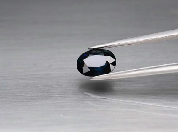 1.01ct 6.7x4.8mm Oval Green-Blue Sapphire Africa, Heated
