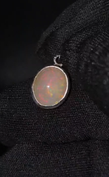 1.72 gr Natural Ethiopia Opal 925 Ayar Gümüş Kolye Ucu
