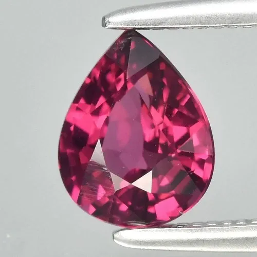 0.98ct VVS Pear Natural Pinkish Purple Malaya Garnet - Mozambique Gem