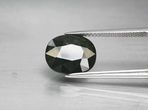 5.61ct 11.8x10mm Oval Blue-Green Sapphire, Thailand