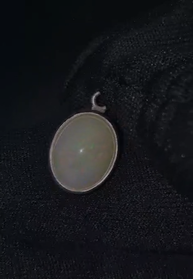 1.93 gr Natural Ethiopia Opal 925 Ayar Gümüş Kolye Ucu