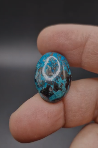 22.90ct 25.5x17.4mm Natural Oval Chrysocolla