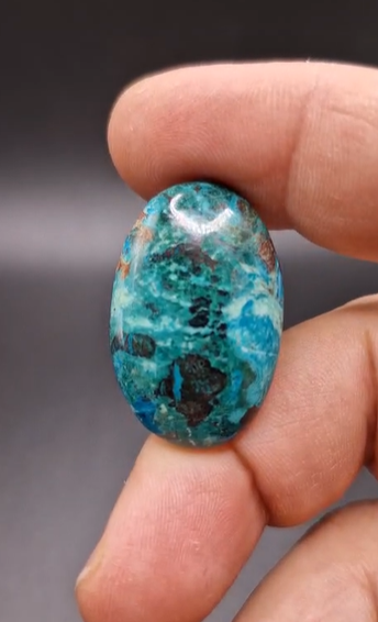 35.75ct 31.7x20.6mm Natural Oval Chrysocolla
