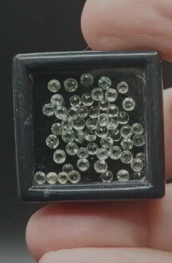 5.43ct 55pcs 2.3 to 2.7 mm Round Natural Green Sapphire Heated Africa