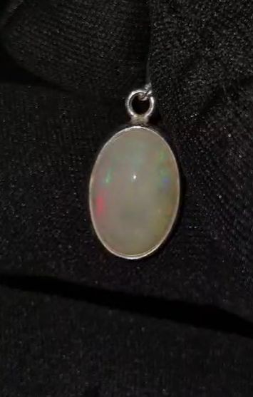 1.68 gr Natural Ethiopia Opal 925 Ayar Gümüş Kolye Ucu