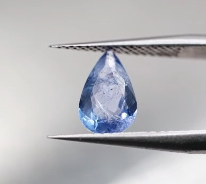 1.31ct 9.4x6mm Pear Natural Violet Blue Tanzanite , Tanzania