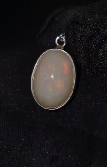 4.21 gr Natural Ethiopia Opal 925 Ayar Gümüş Kolye Ucu