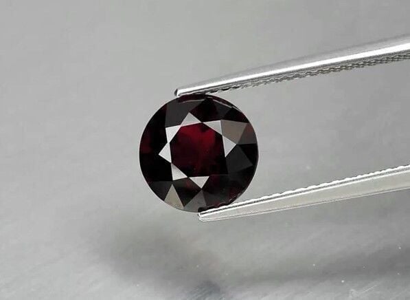 3.06ct 8.4mm Round Natural Deep Reddish Purple Rhodolite Garnet, Madagascar