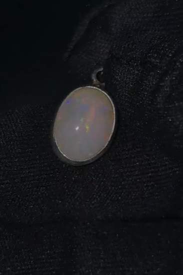 1.52 gr Natural Ethiopia Opal 925 Ayar Gümüş Kolye Ucu