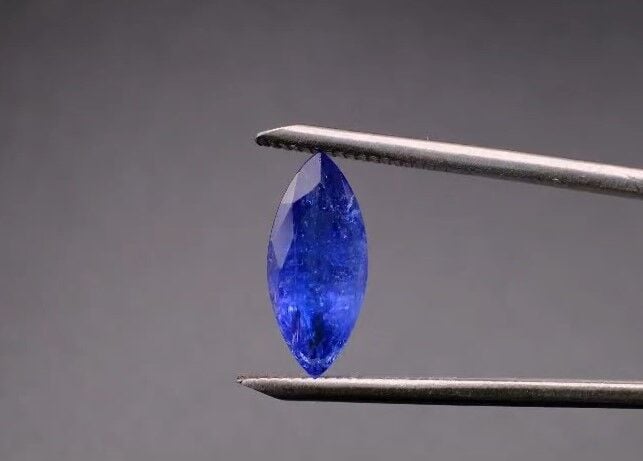 4,00ct 18.x7mm Marquise Natural  Tanzanite, Tanzania