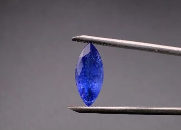 4,00ct 18.x7mm Marquise Natural  Tanzanite, Tanzania