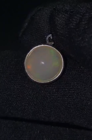 2.09gr Natural Ethiopia Opal 925 Ayar Gümüş Kolye Ucu