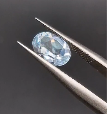 1.37ct 8x6mm Oval Natural Sky Blue Topaz