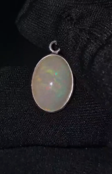 1.86 gr Natural Ethiopia Opal 925 Ayar Gümüş Kolye Ucu