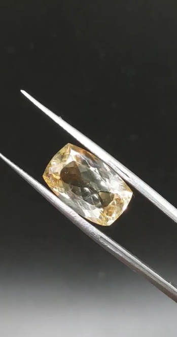 6.05ct 14.2x9mm Cushion Natural Citrine