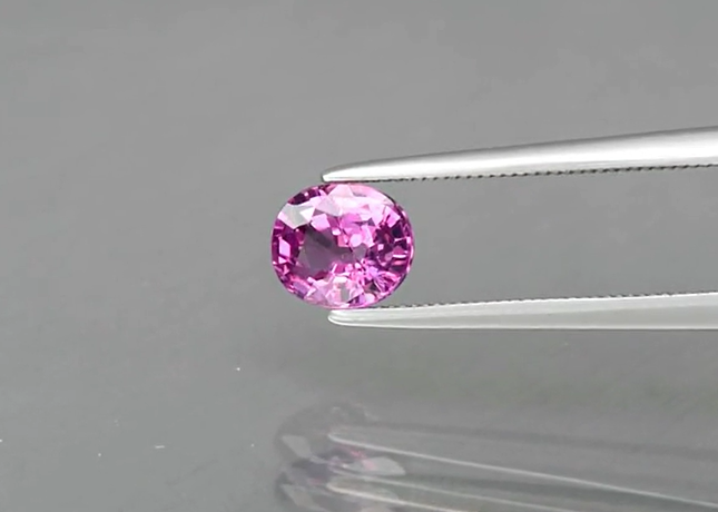 1.07ct 6.5x5.6mm Oval Natural Pinkish Purple Rhodolite Garnet, Gemstone