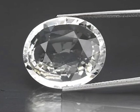 16.89ct 18x15.7mm VS Oval Natural Unheated White Topaz Gemstone, Brazil