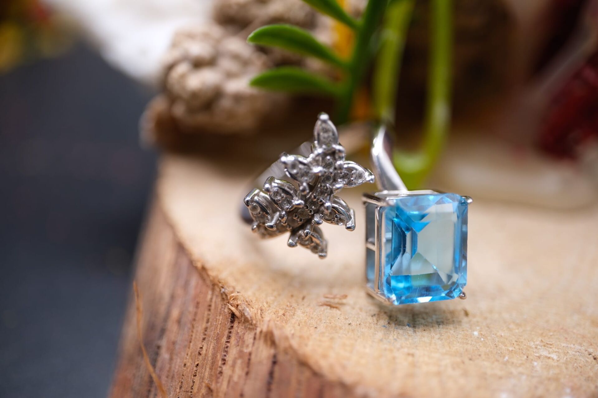 5.25ct Swiss Blue Topaz Taşlı Gümüş Yüzük